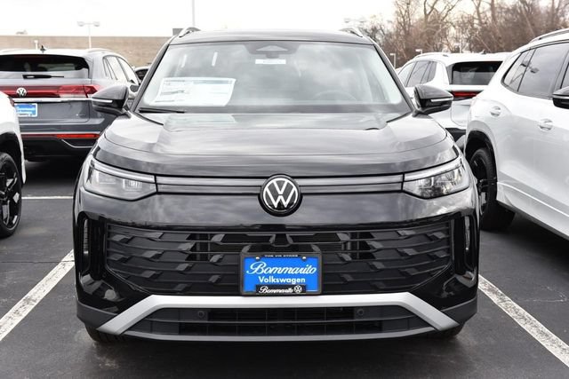 New 2026 Volkswagen Tiguan SE FWD image 3