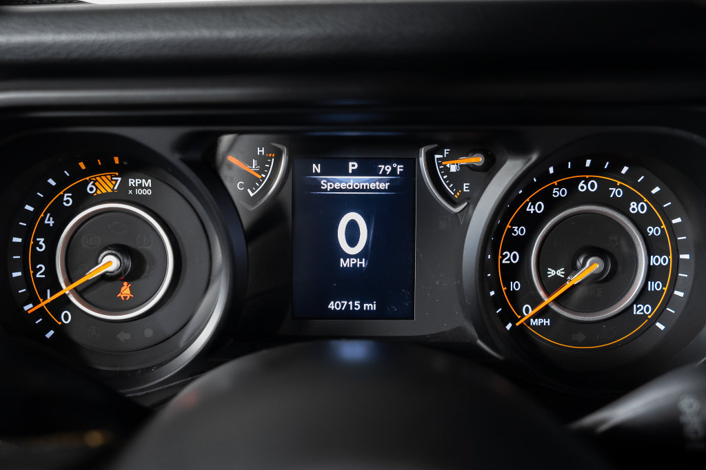 Used 2024 Jeep Wrangler Unlimited Sport AWD/4WD image 30