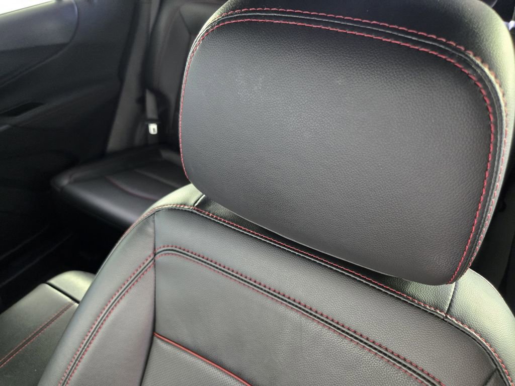 Used 2023 Chevrolet Equinox RS w/ RS Leather Package FWD image 28