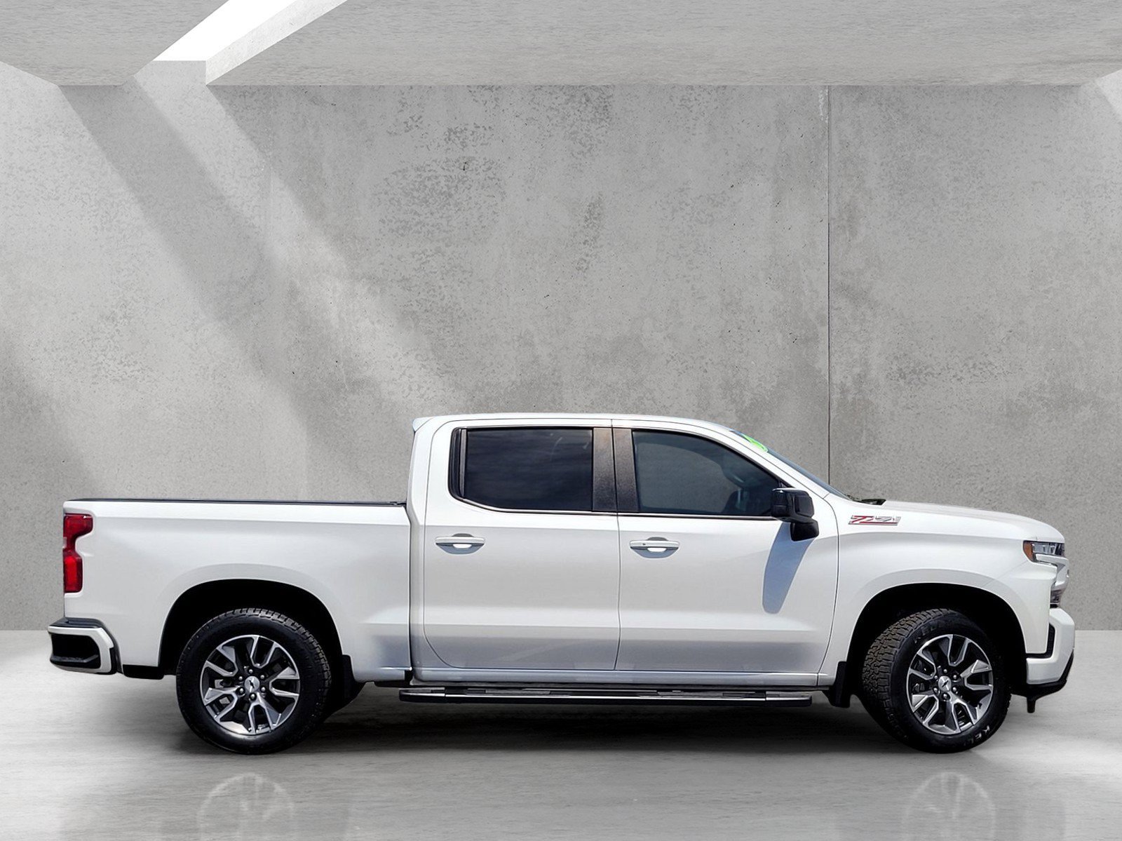 Used 2022 Chevrolet Silverado 1500 RST AWD/4WD image 4