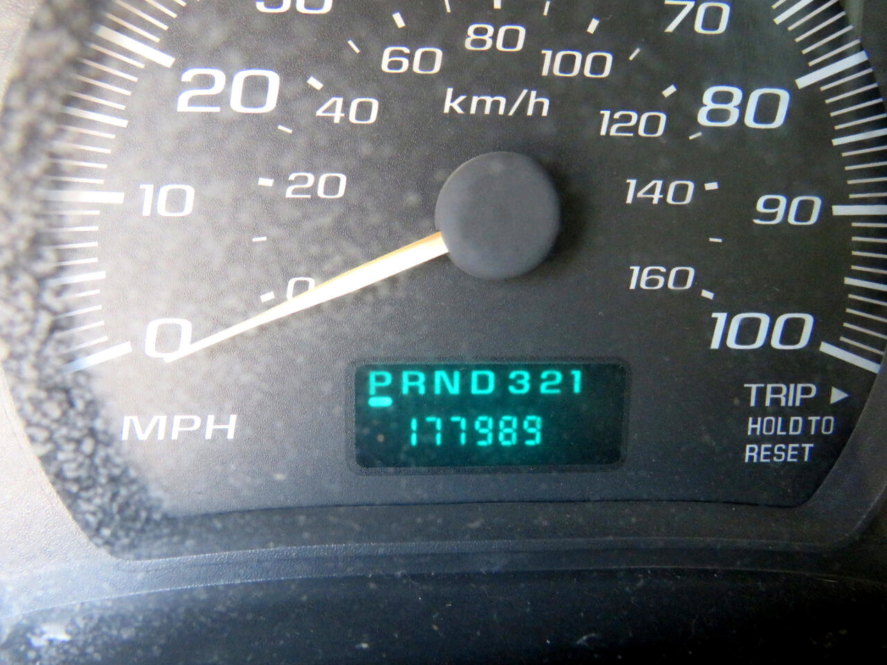 Used 2003 Chevrolet Express 2500 Passenger w/ LS Preferred Equipment Group image 23