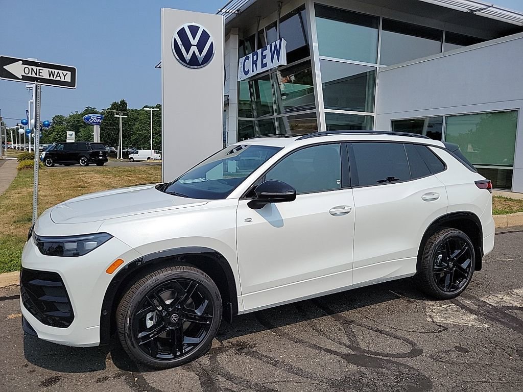 New 2025 Volkswagen Tiguan SE R-Line