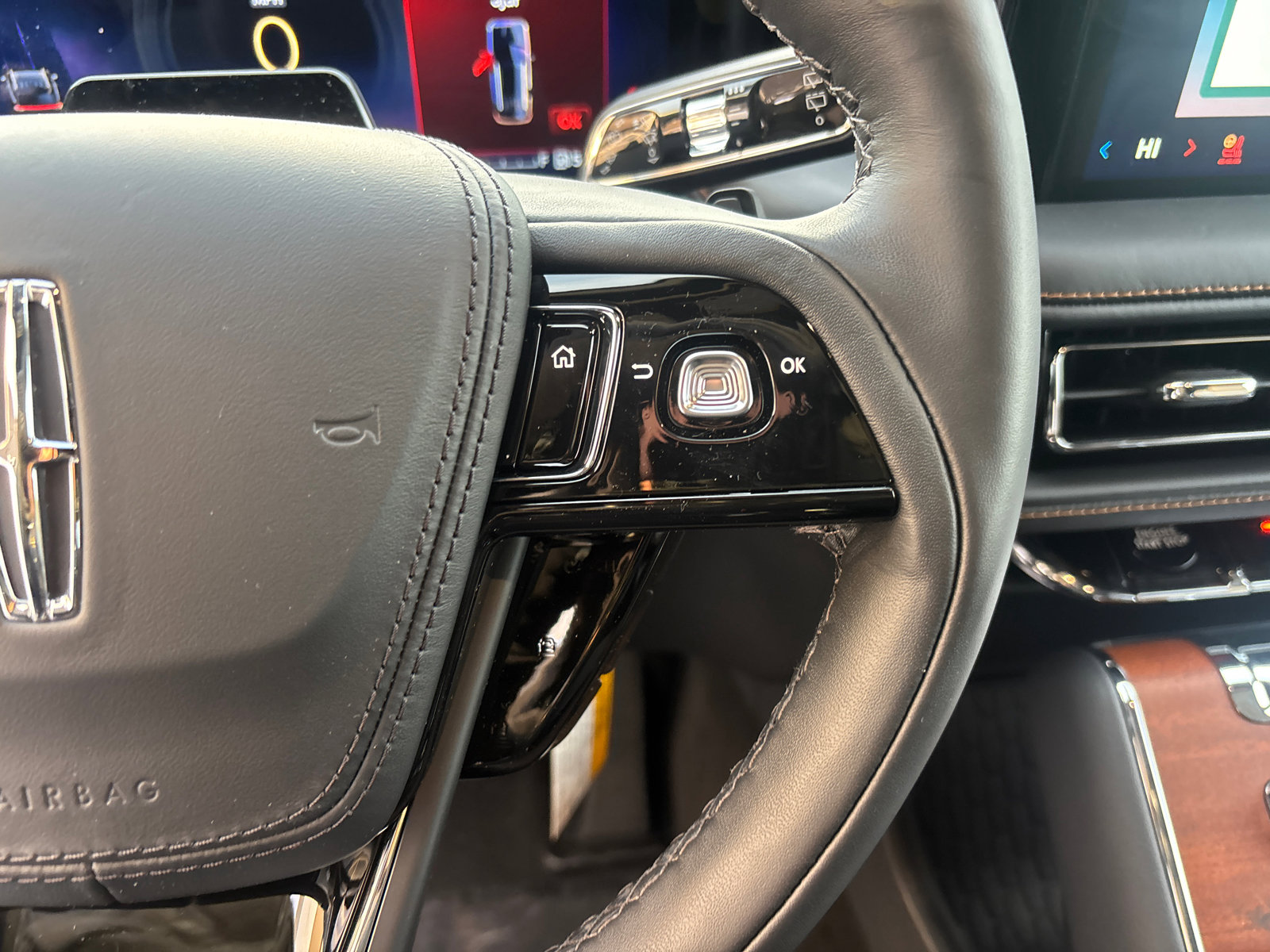 New 2026 Lincoln Aviator Black Label w/ Dynamic Handling Package image 18