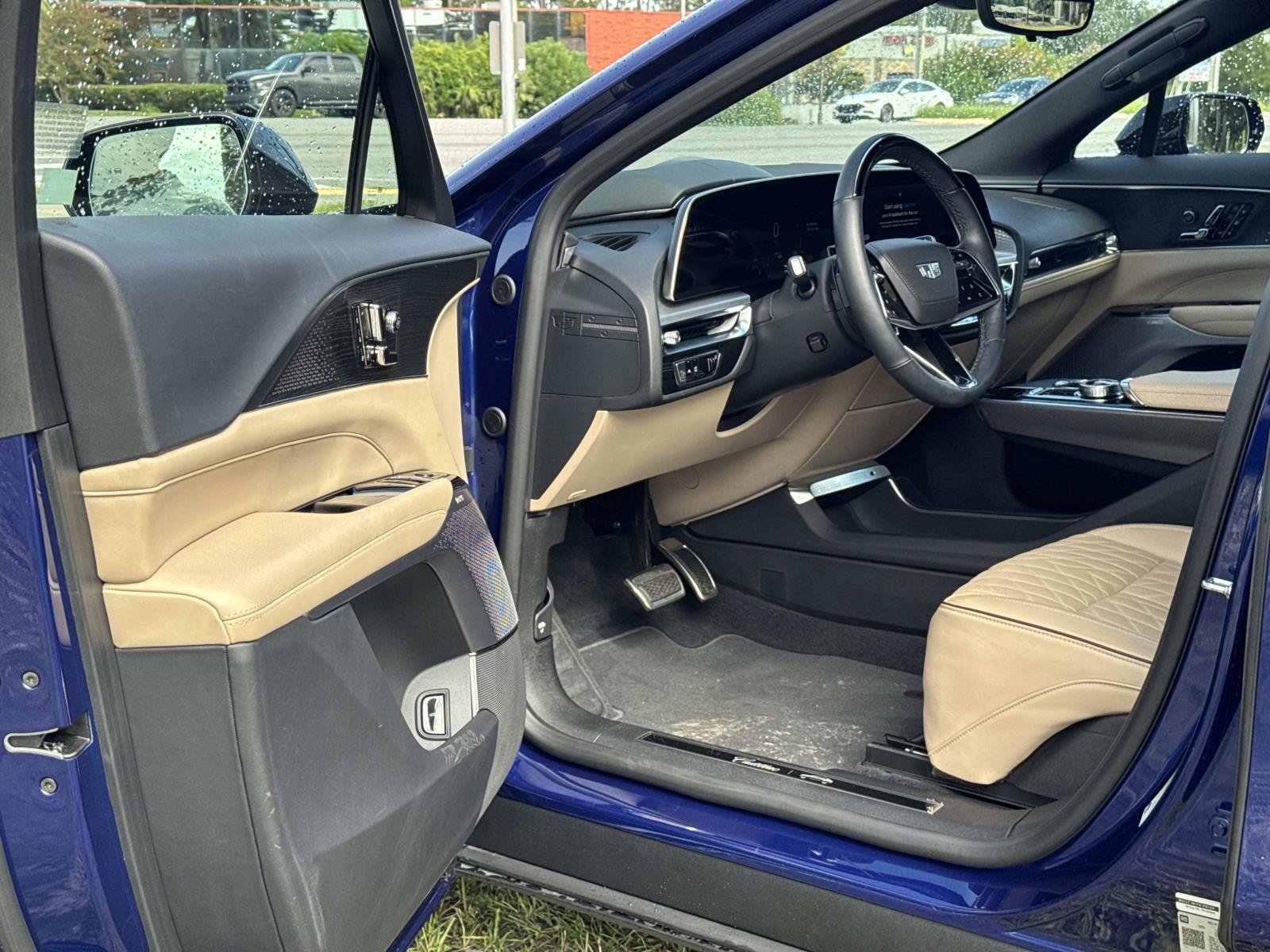 Certified 2026 Cadillac Lyriq Signature Sport w/ Nappa Leather Package AWD/4WD image 13