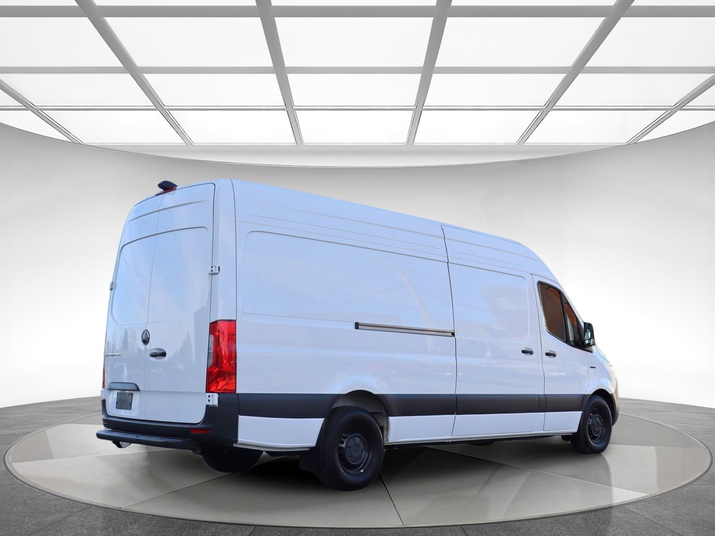 Used 2024 Mercedes-Benz eSprinter 170 Cargo image 8