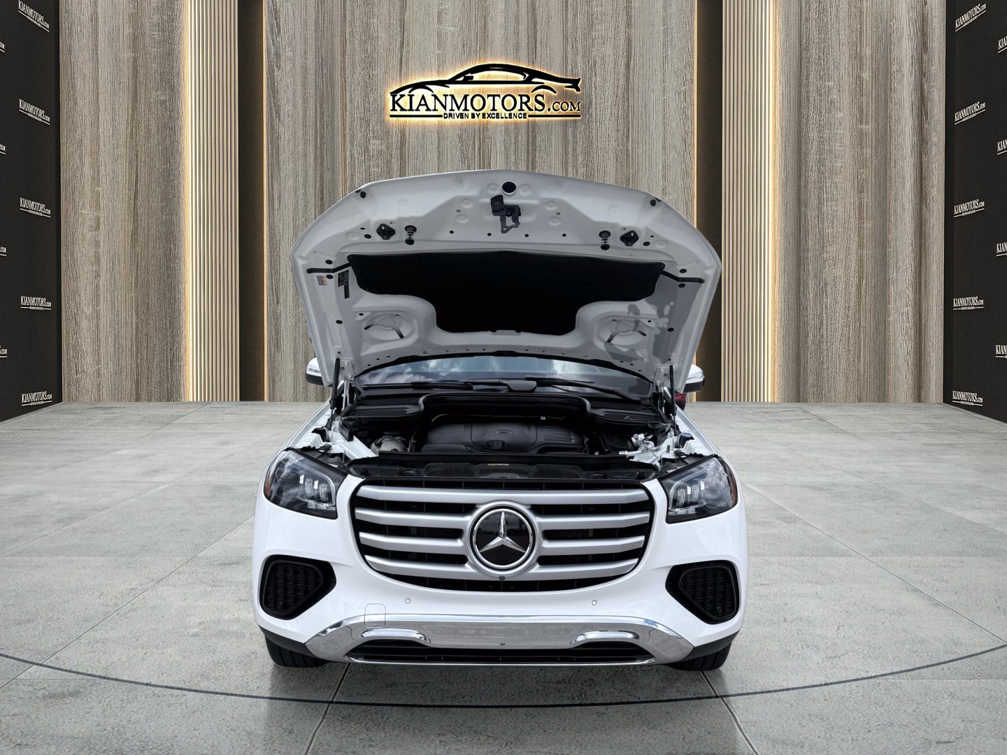 Used 2024 Mercedes-Benz GLS 450 4MATIC image 26