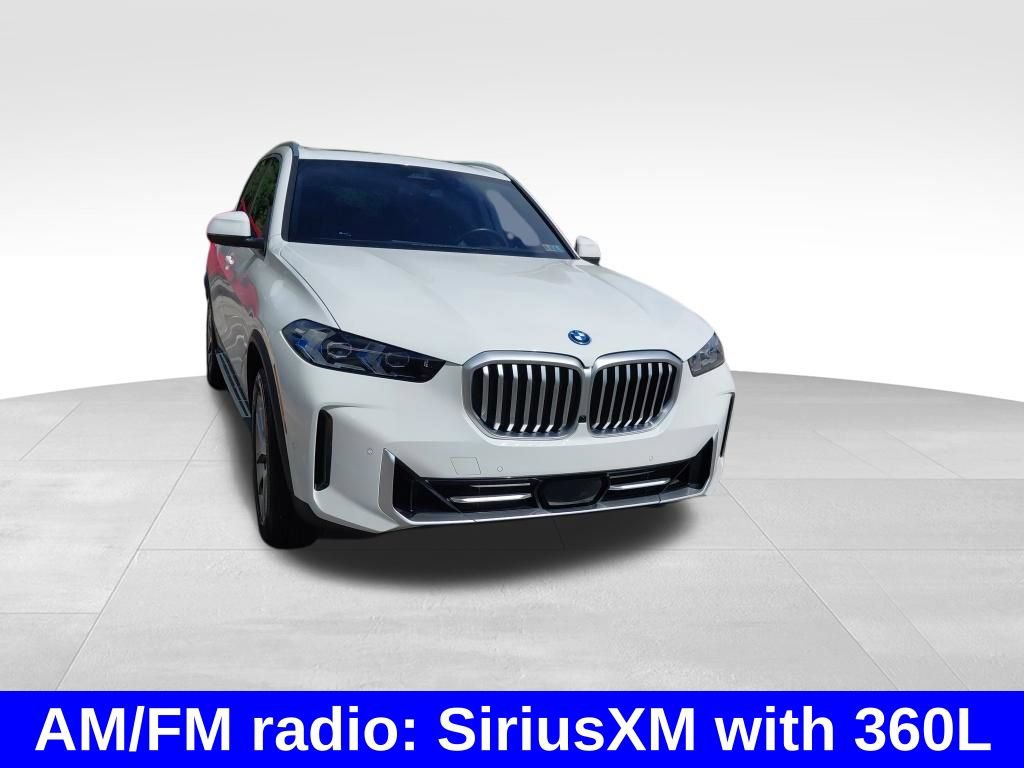 Used 2025 BMW X5 xDrive50e AWD/4WD image 5