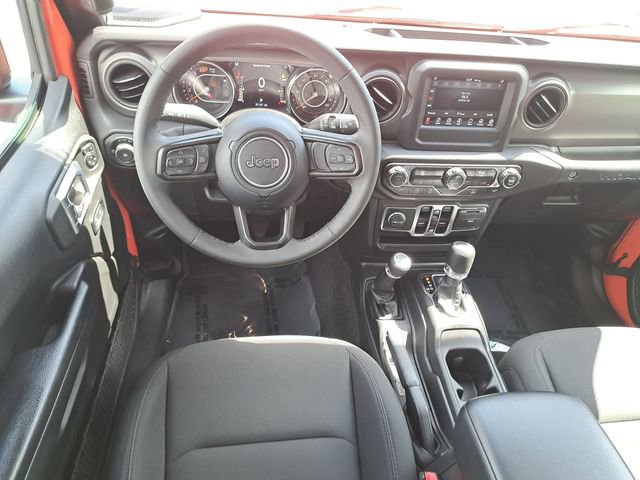 Used 2023 Jeep Wrangler Sport S image 15
