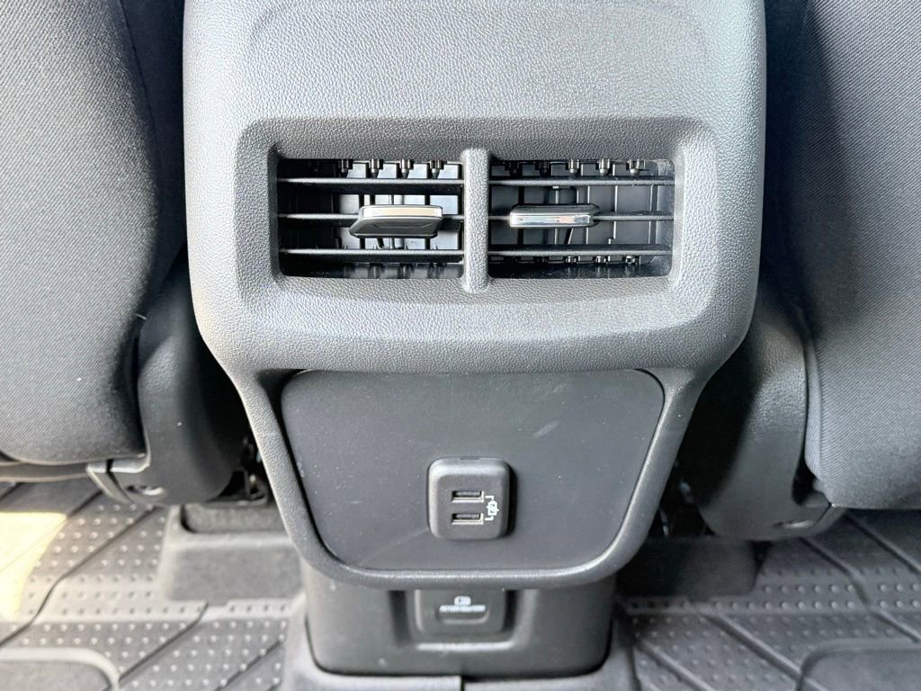 Used 2023 Chevrolet Equinox LT AWD/4WD image 20