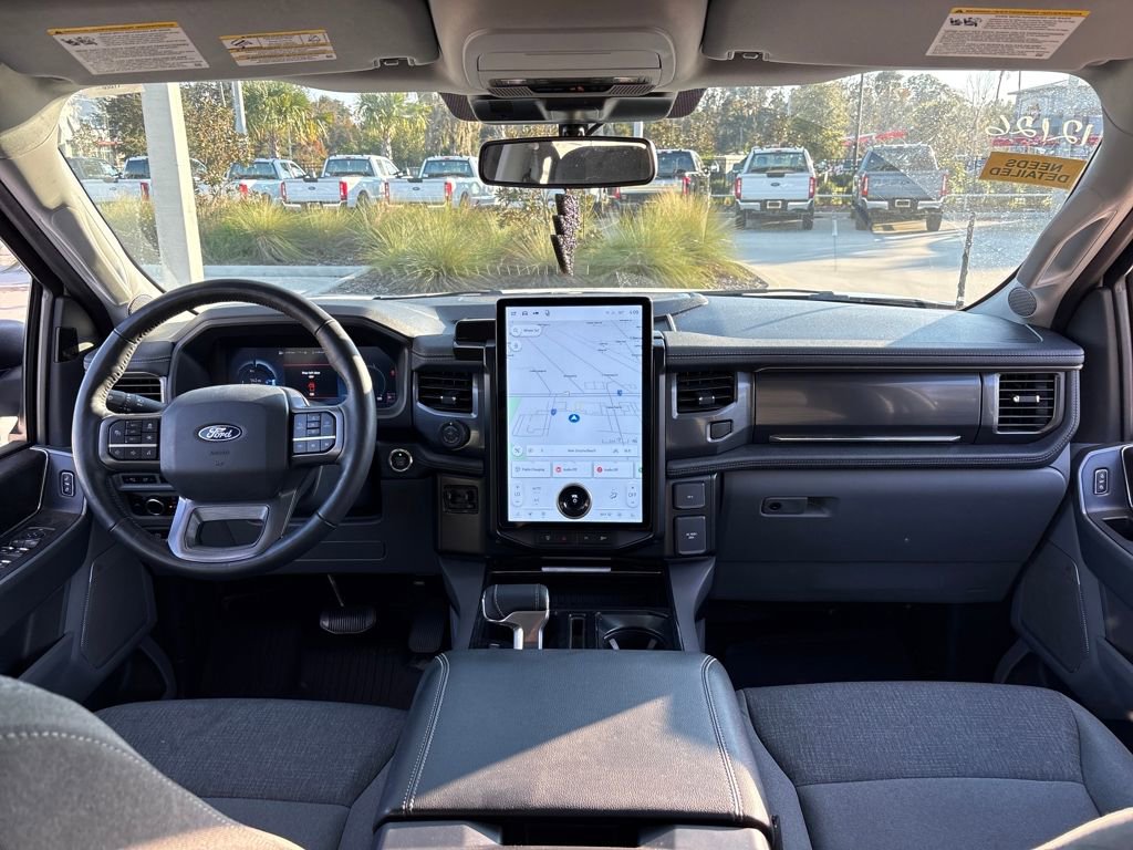 Used 2024 Ford F150 Lightning Flash image 7