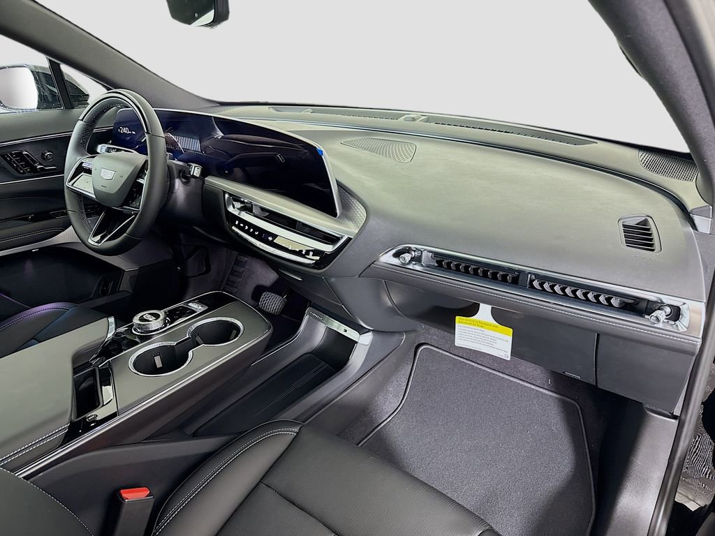 New 2026 Cadillac Lyriq Premium Sport image 29