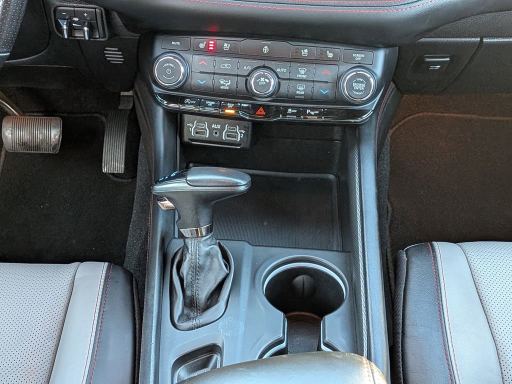 Used 2024 Dodge Durango GT RWD image 22