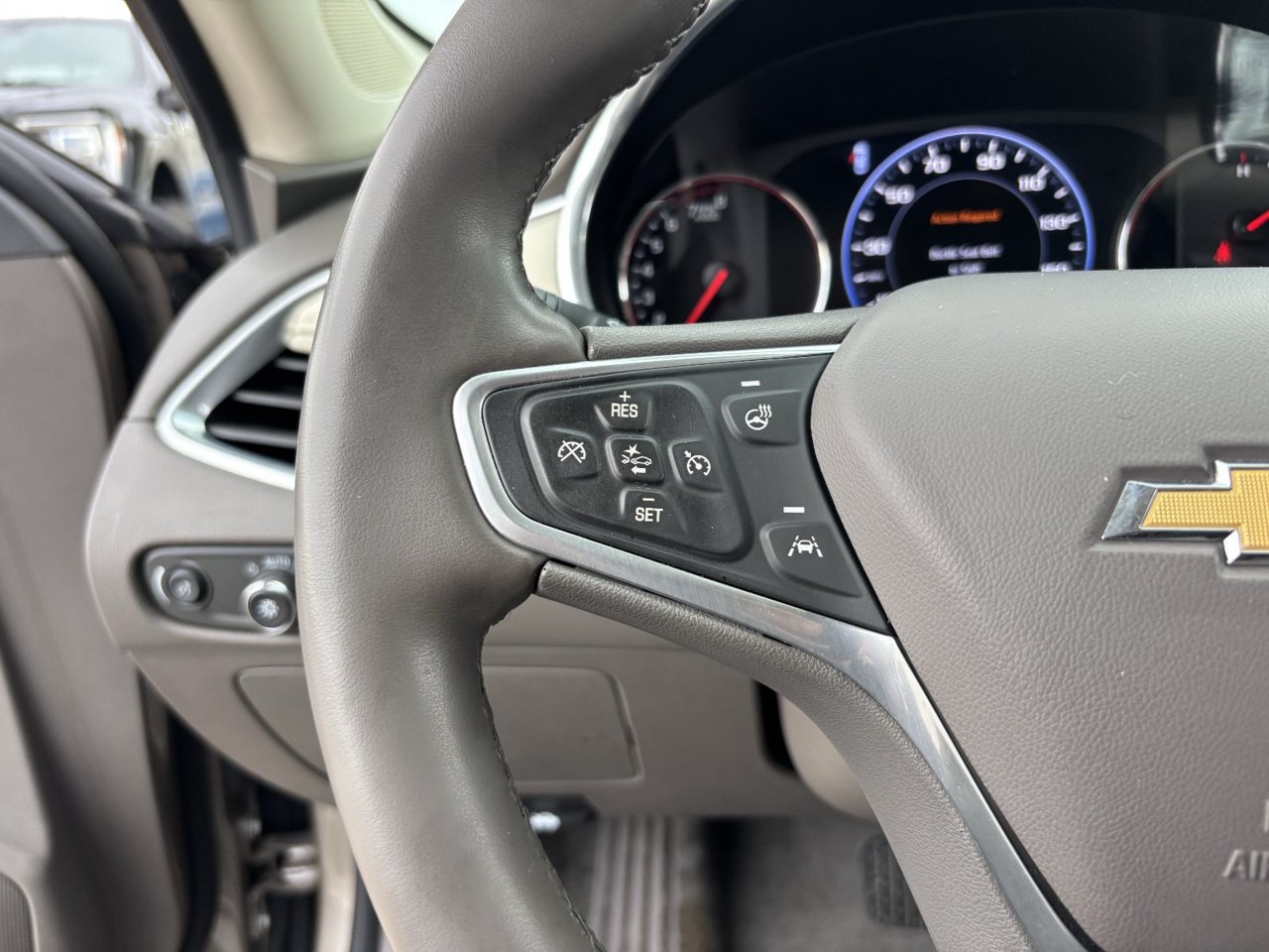 Used 2023 Chevrolet Malibu LT w/ LPO, Floor Liner Package FWD image 25