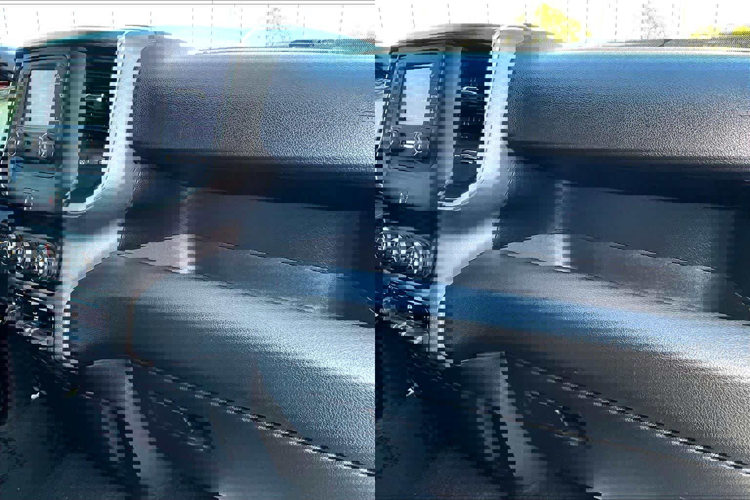 Used 2020 RAM 2500 Big Horn image 37