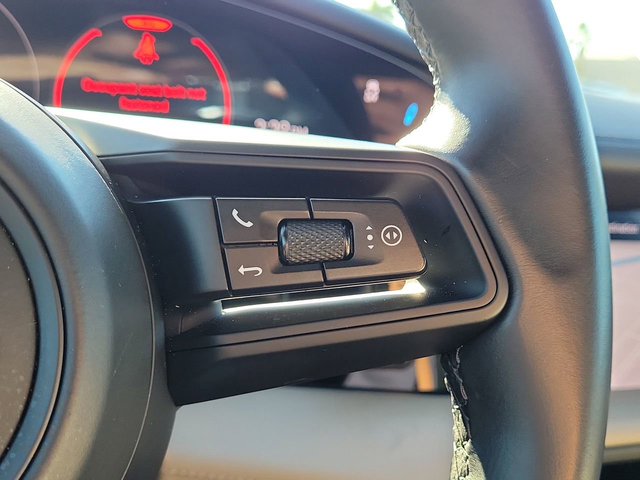 Used 2023 Porsche Taycan 4S image 32