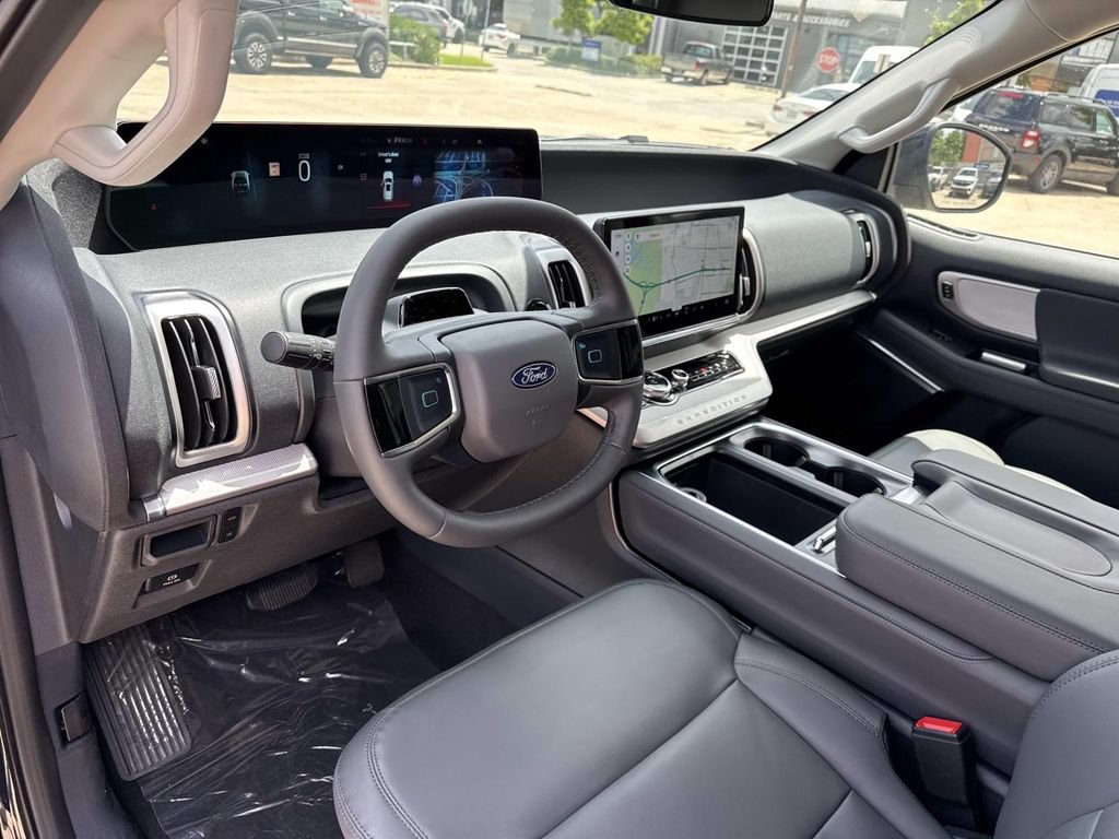 New 2026 Ford Expedition Active RWD image 8