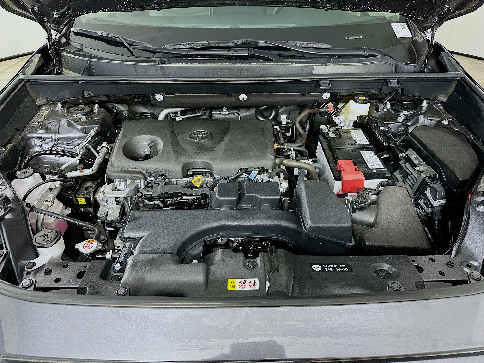 Used 2025 Toyota RAV4 XLE Premium image 33