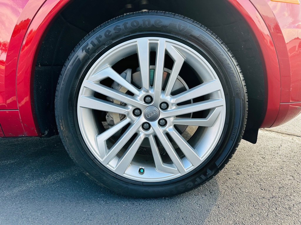 Used 2018 Audi Q5 2.0T Premium Plus w/ Premium Plus Package image 13