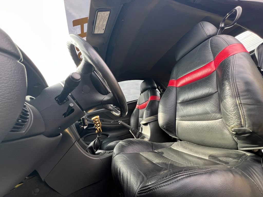 Used 2001 Ford Mustang GT RWD image 12