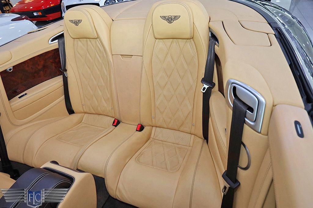 Used 2014 Bentley Continental GT image 19