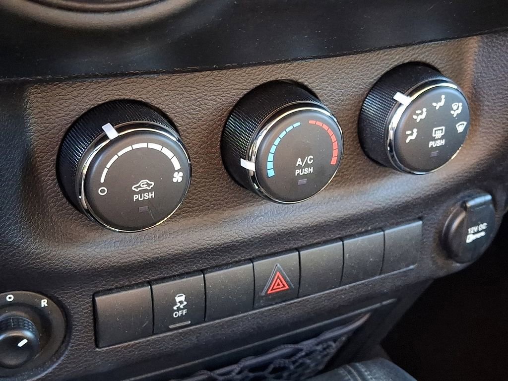 Used 2018 Jeep Wrangler Sport image 15