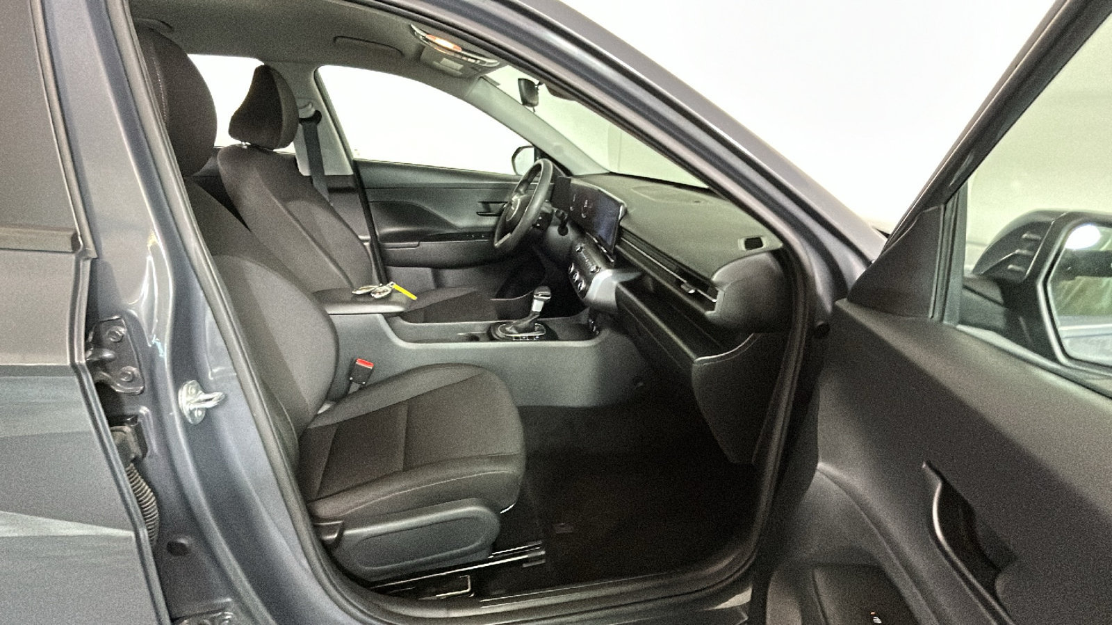 Certified 2024 Hyundai Kona SE AWD/4WD image 38