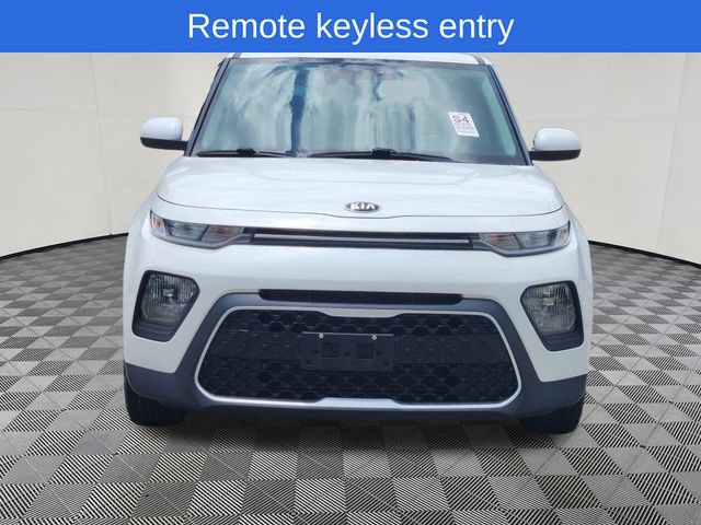 Used 2020 Kia Soul S FWD image 2