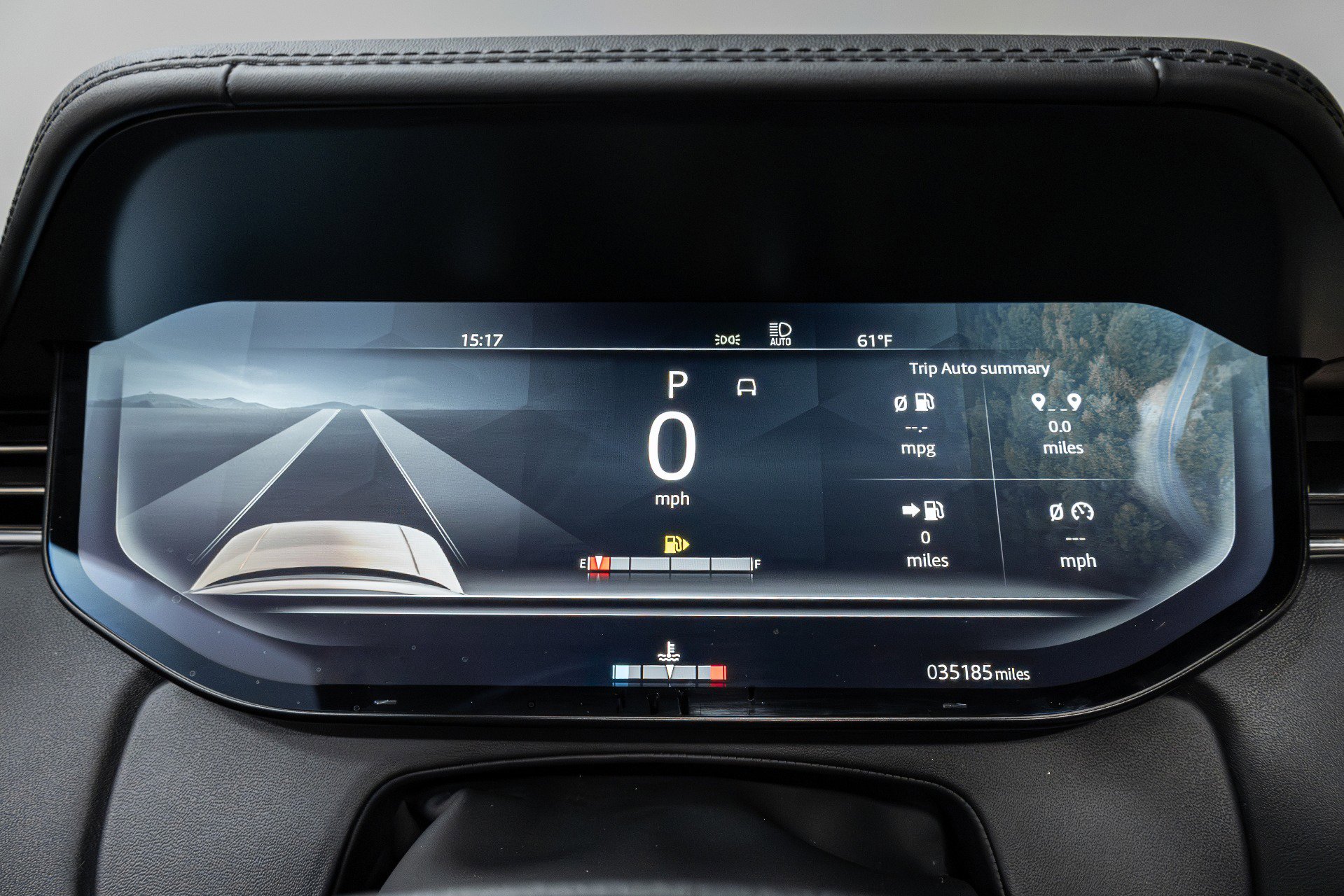 Used 2023 Land Rover Range Rover Long Wheelbase Autobiography image 10