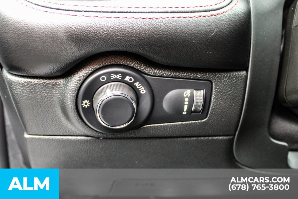 Used 2026 Dodge Durango GT RWD image 32