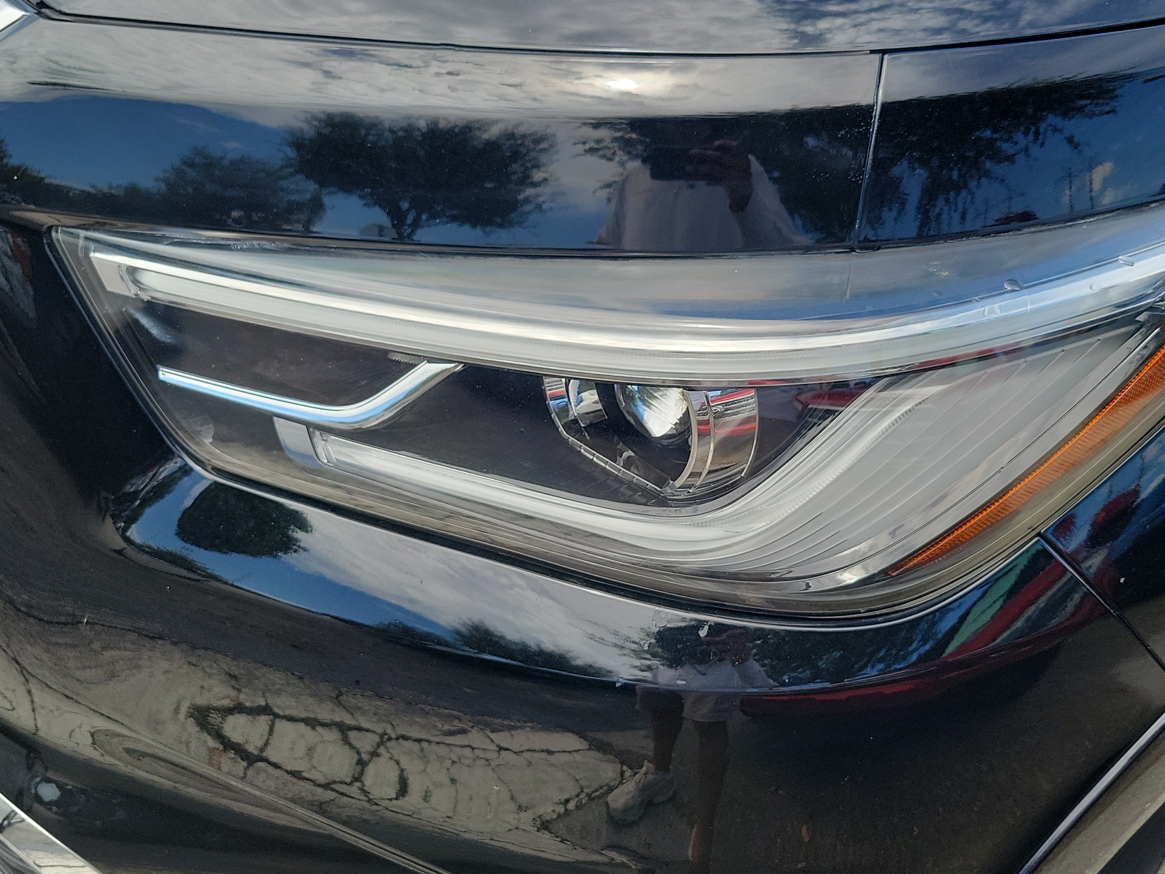 Used 2019 INFINITI QX80 Luxe w/ All-Season Package RWD image 9