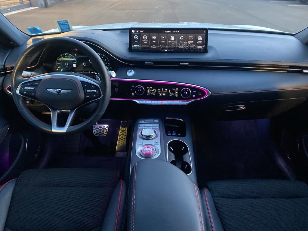 Used 2024 Genesis GV70 2.5T Sport Prestige w/ Sport Prestige Package image 8