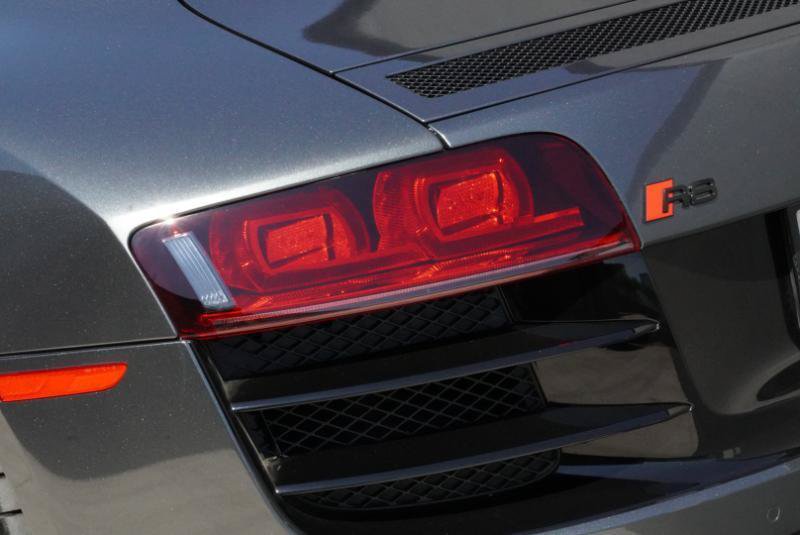 Used 2012 Audi R8 V10 AWD/4WD image 14