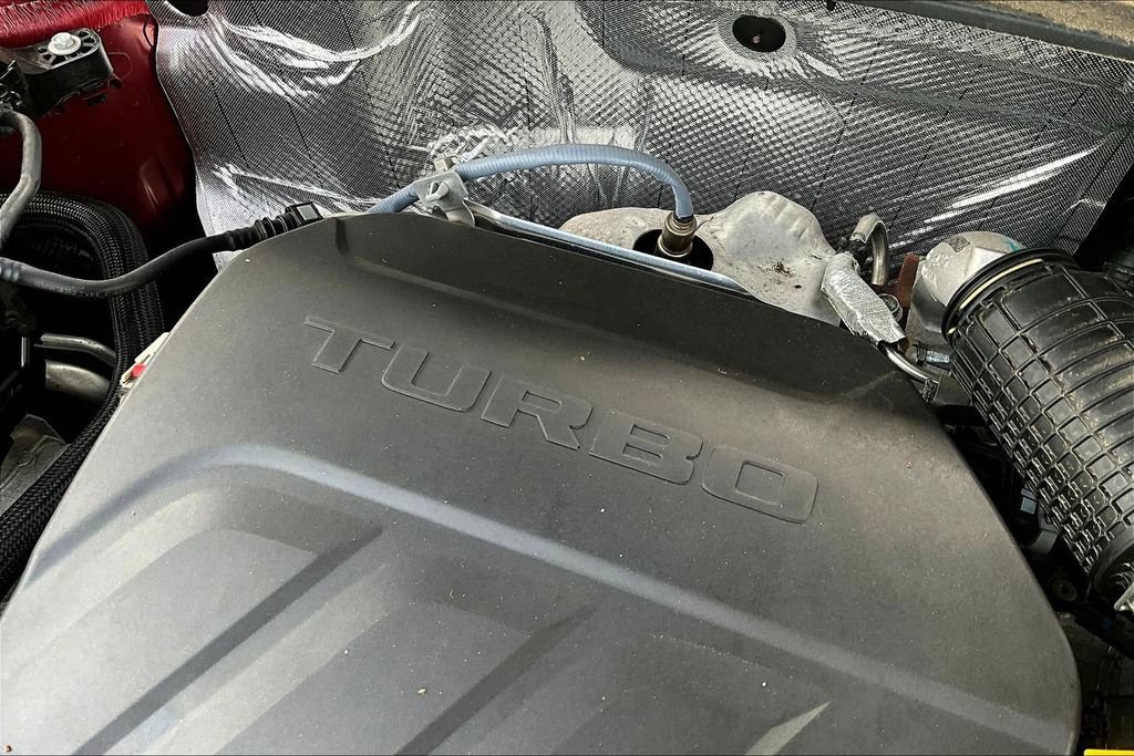 Used 2024 Chevrolet Trax RS FWD image 27