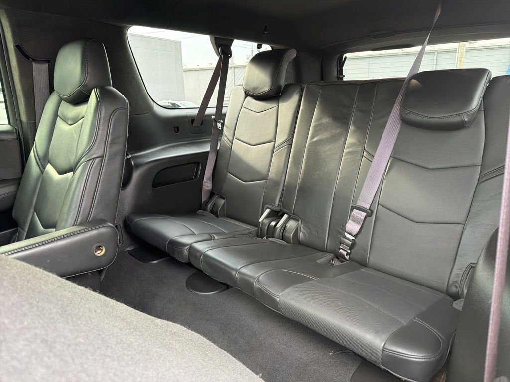 Used 2017 Cadillac Escalade ESV Platinum image 18