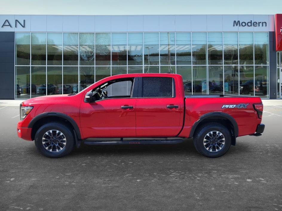 Used 2022 Nissan Titan PRO-4X w/ Pro-4x Convenience Package image 7