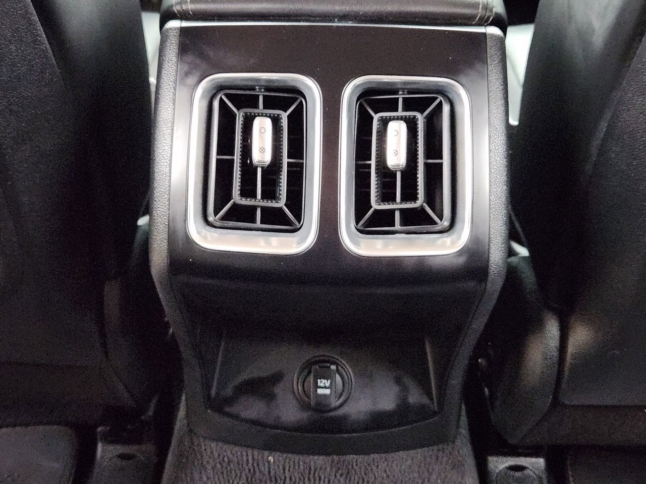 Used 2025 Kia Sorento S w/ Panoramic Sunroof Package image 38