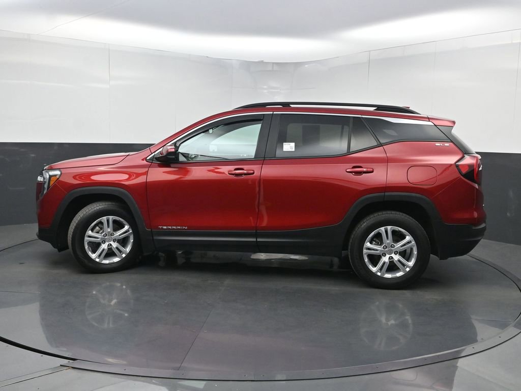 Used 2022 GMC Terrain SLE w/ Driver Convenience Package AWD/4WD image 39