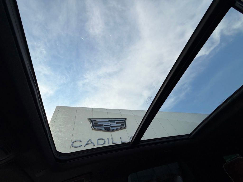 Used 2024 GMC Yukon Denali Ultimate AWD/4WD image 29