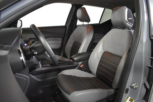 Used 2021 Nissan Kicks SR w/ SR Premium Package FWD image 9