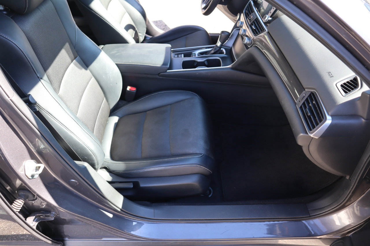 Used 2018 Honda Accord Sport image 23