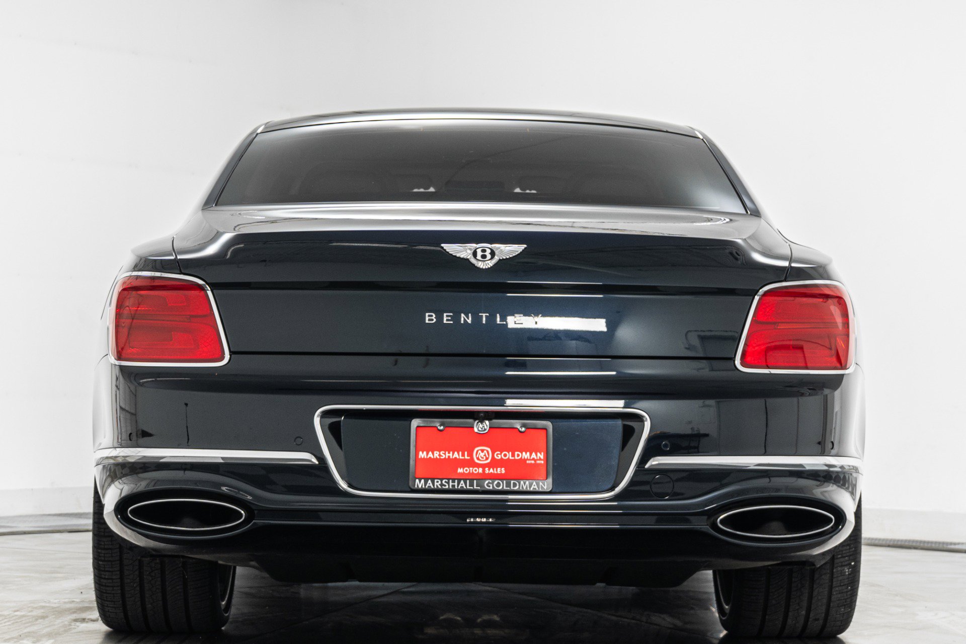 Used 2026 Bentley Flying Spur Plug-In Hybrid AWD/4WD image 8