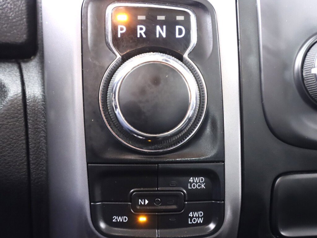 Used 2024 RAM 1500 Classic SLT AWD/4WD image 26