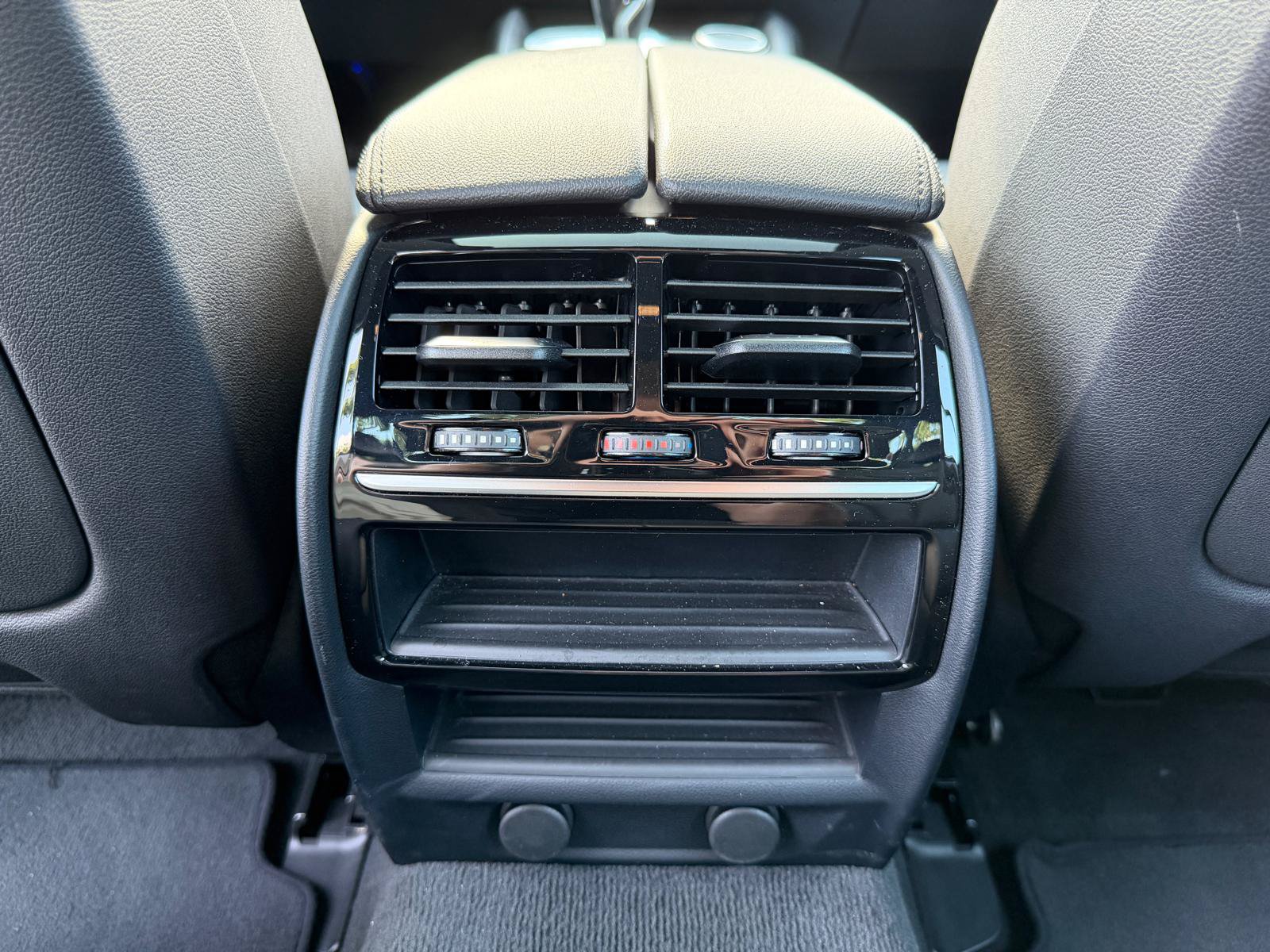 Used 2019 BMW 530e RWD image 49