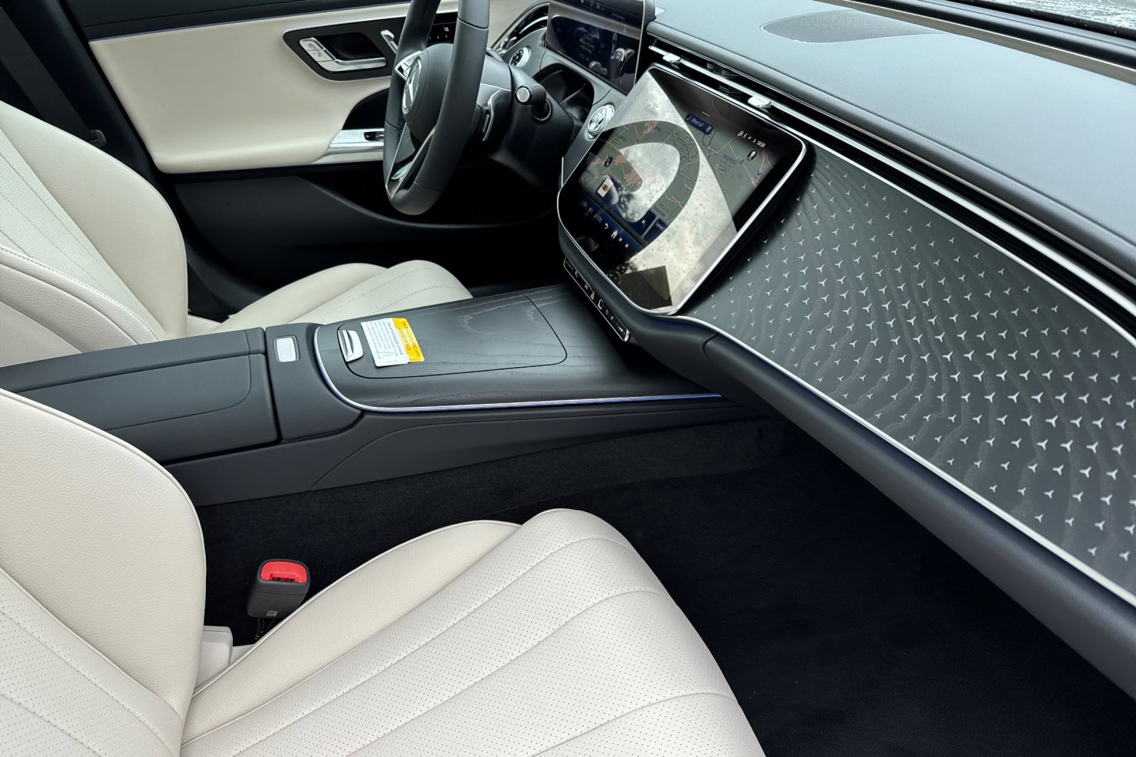 New 2026 Mercedes-Benz E 350 Sedan image 15