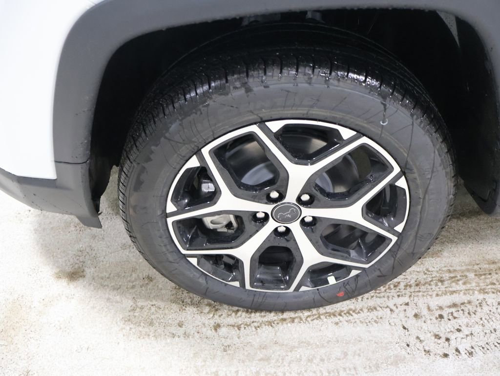 New 2026 Jeep Compass Limited image 9