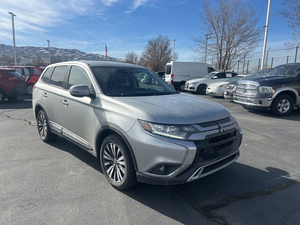 Used 2020 Mitsubishi Outlander SE