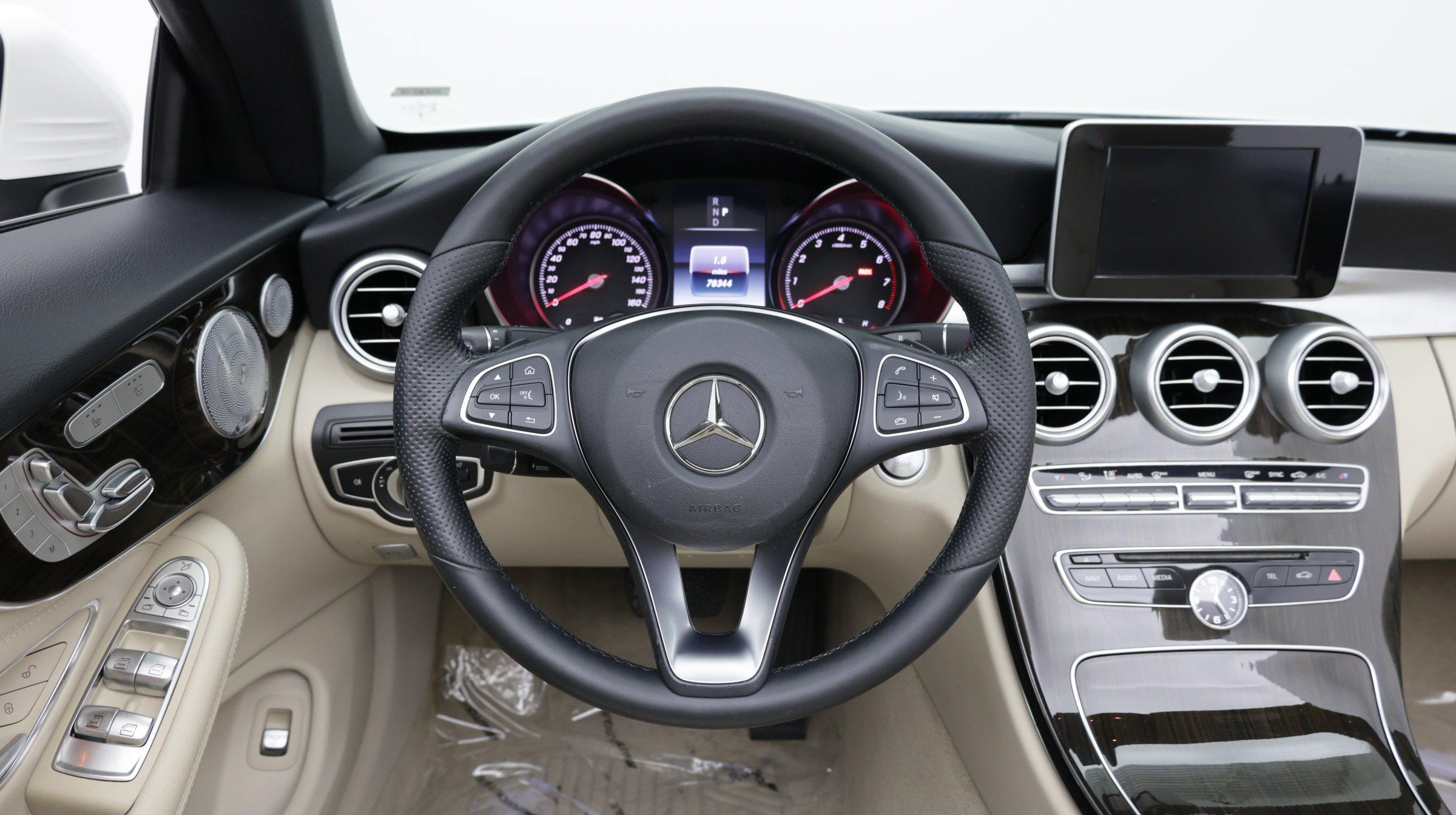 Used 2018 Mercedes-Benz C 300 4MATIC Cabriolet w/ Premium Package image 44