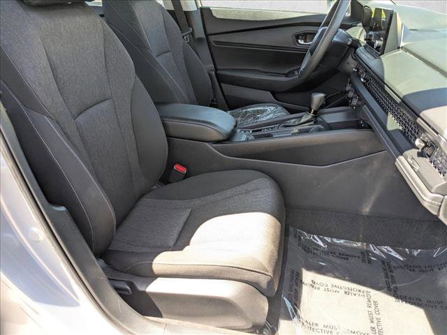 Used 2023 Honda Accord EX image 19
