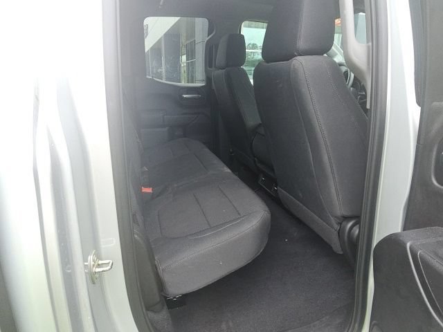 Used 2020 Chevrolet Silverado 1500 Custom w/ Custom Value Package RWD image 19