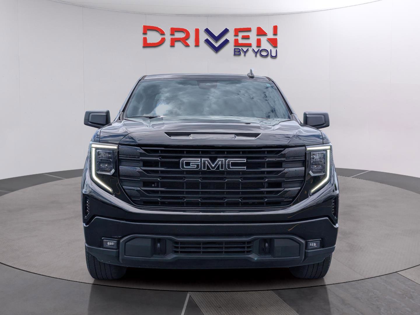 Used 2023 GMC Sierra 1500 Elevation image 8